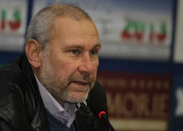 Овчаров: ПОМАК разделят българите