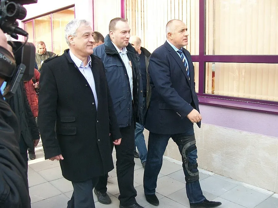 Бойко: МВР и ДАНС да спрат за подслушват