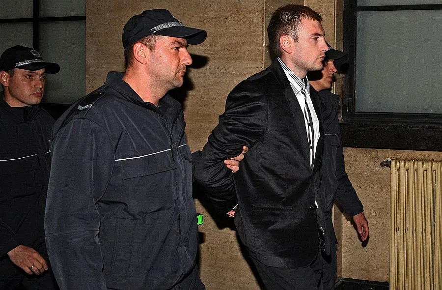 Бисеров не се яви на делото срещу Енимехмедов, бил в болница