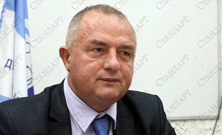 Увеличават щата на Агенцията за бежанците