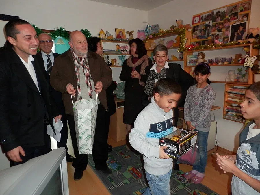 ГЕРБери сбъдват желанията на сираци