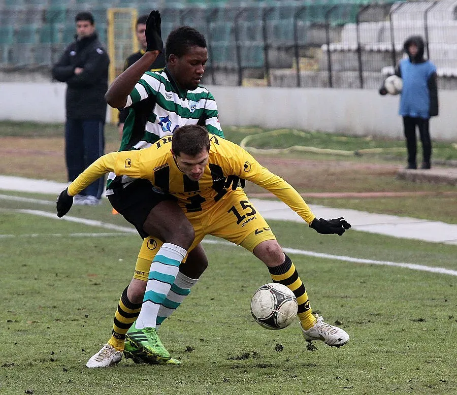 "Ботев" седми пред 7 фенове