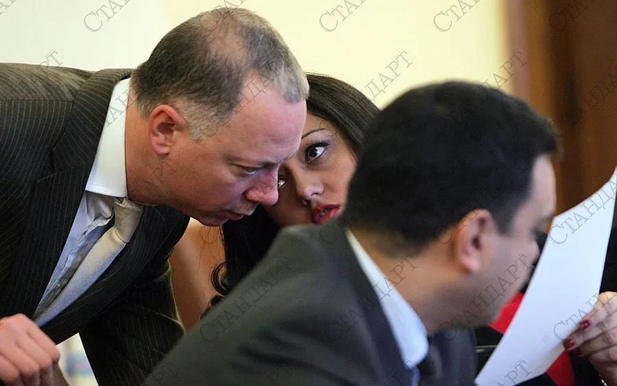 Внесоха обвинителен акт за костинбродските бюлетини