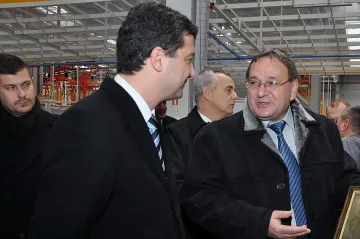 Стойнев призова президента да не сезира КС