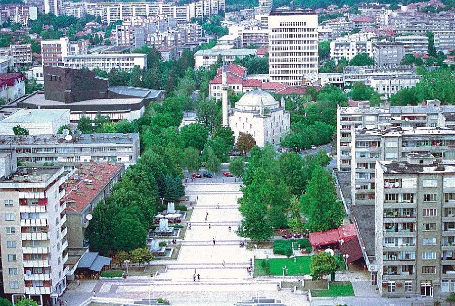 Кметът на Разград иска по-висока такса  смет
