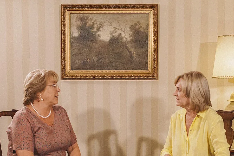 Чили избра Бачелет