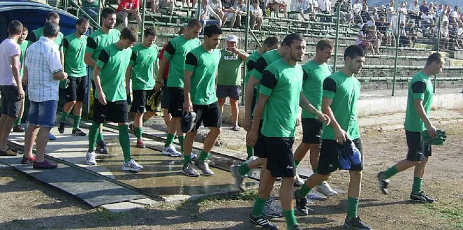 Лаптопа: Ядем по бензиностанции