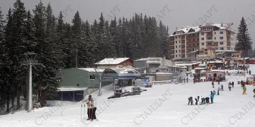 Слънчево над планините в неделя