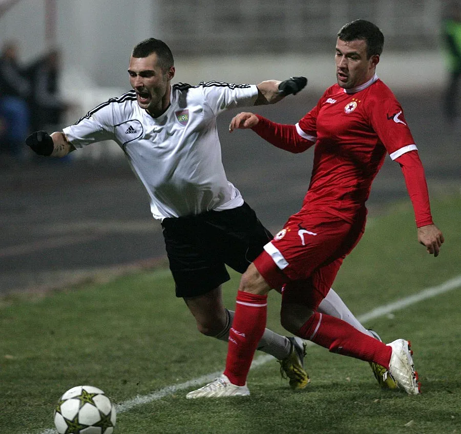 ЦСКА с рекорд, трепери за Марто