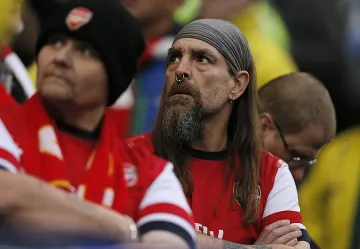 Гол и 4 карамела за Бербатов