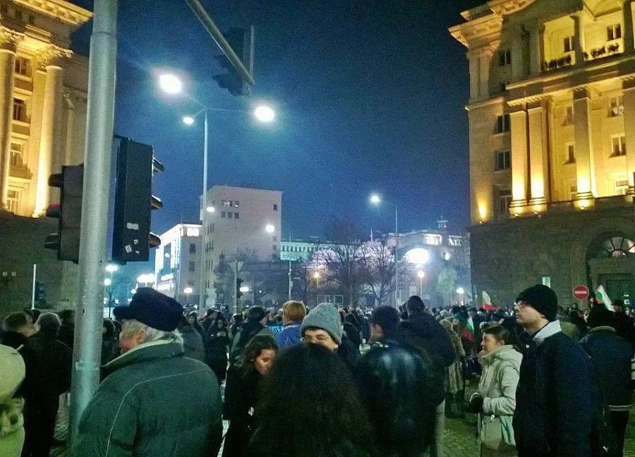 6 месеца от началото на протестите ДАНСWithMe