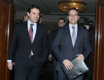 Вигенин и Попоски обсъдиха договора за добросъседство 