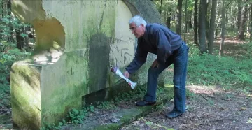 Вдигат паметник на загиналия в Чешките събития Николай