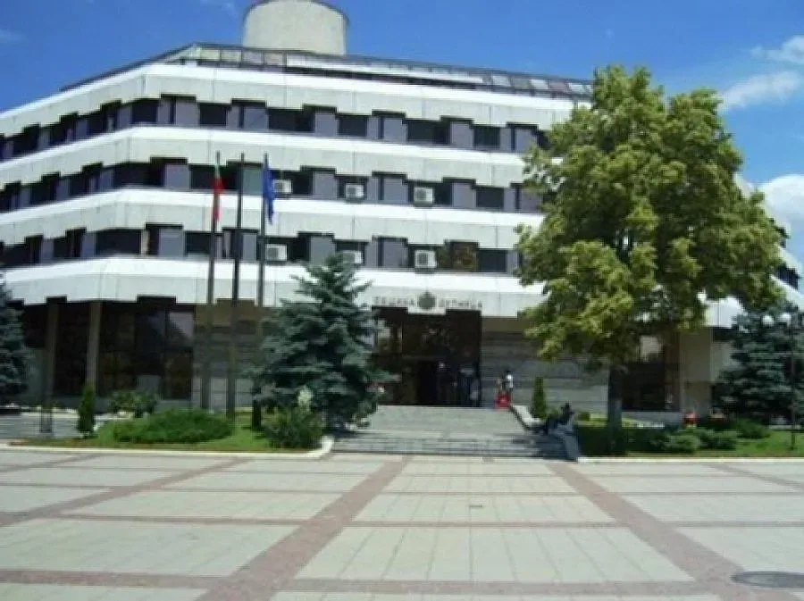 Блокираха сметките на Дупница