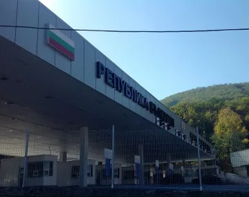 Километрични опашки на „Капитан Андреево" и „Лесово"