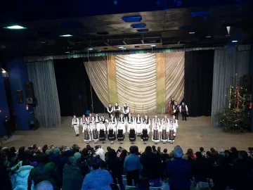 Ансамбъл „Пирин" игра благотворително