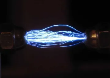 Депутатите гадаят за оставката на Тонева и напрежението в системата