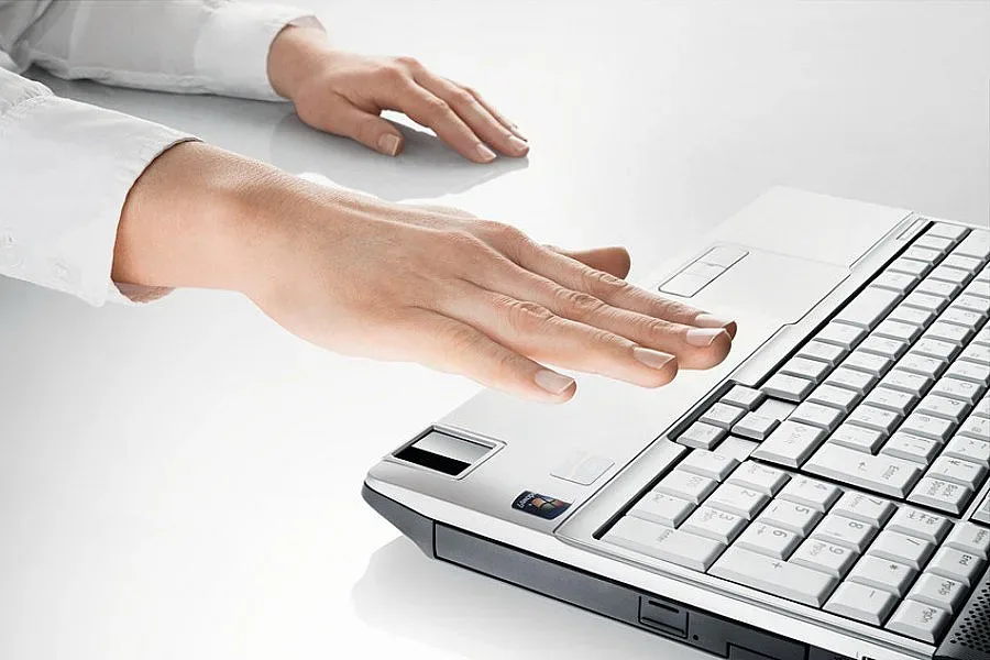 Устройството превръща ПИН-а и паролите в история