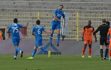 "Левски" намери купувачи за национал