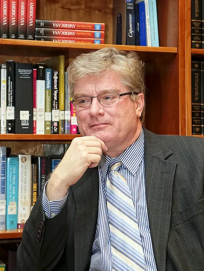 Хеншоу: Повечето българи не чуват гласа на омразата