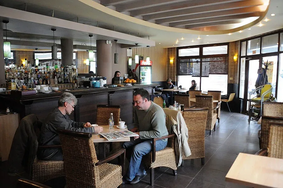 В Разград слагат летни такси на кафенетата и през ноември