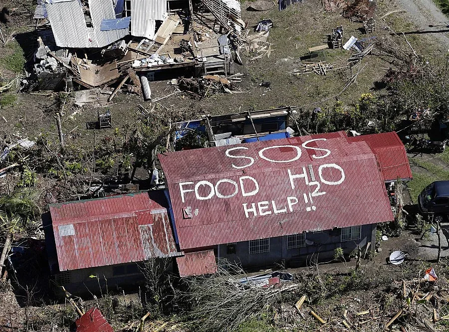 Жертвите на Хаян са близо 6000