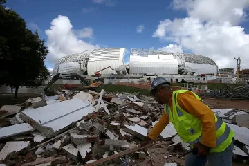 Алигатори дебнат Англия и Италия