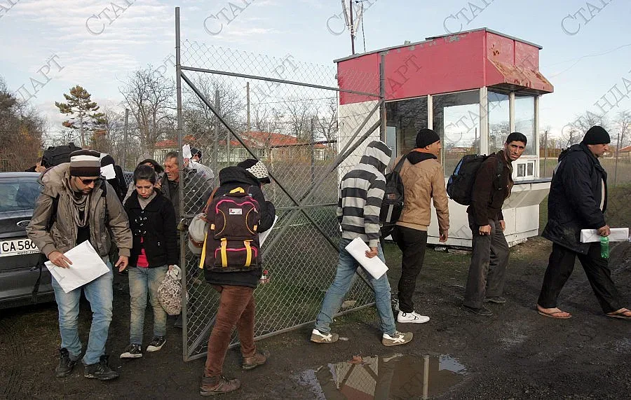 62.2% от българите не искат още бежанци