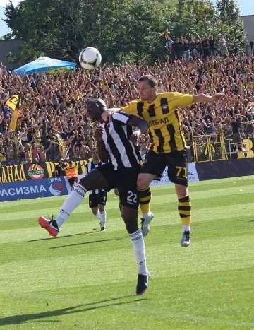 Футбол и спорт по телевизията днес 