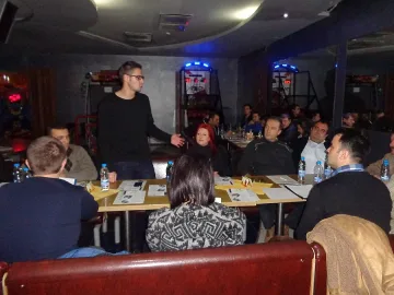 Млади социалисти с дискусия за безработицата и турнир по боулинг