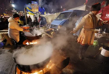 Украински спецчасти обсадиха тв центъра