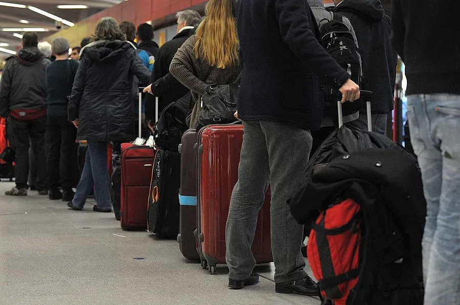 Хаос в небето над Острова