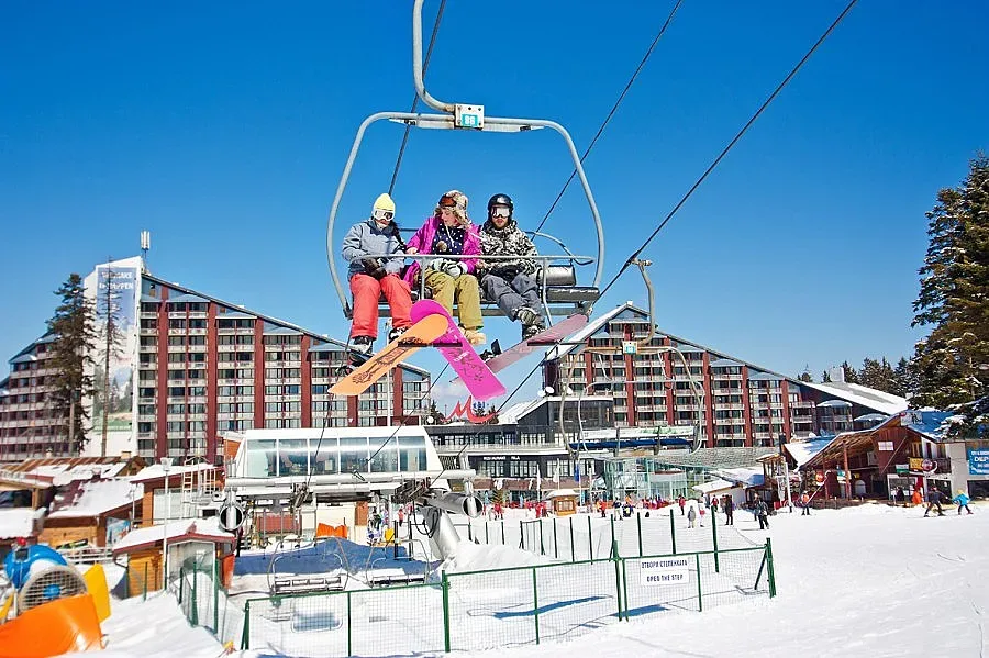 5500 студенти запълниха Боровец за празника