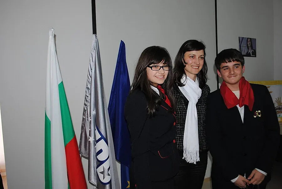 Ученици от 3 области в битка за пътуване до Брюксел