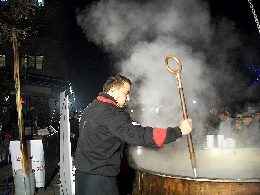 Ути нахрани 2500 заралии с никулденски курбан