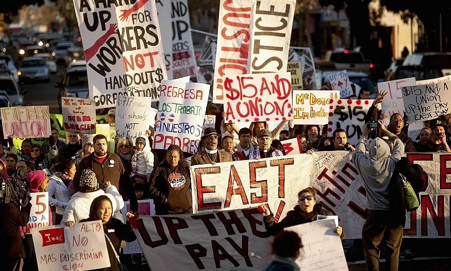 Стачка на служители в заведения за бързо хранене в САЩ