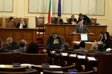 Четвърти ден маратон по бюджета