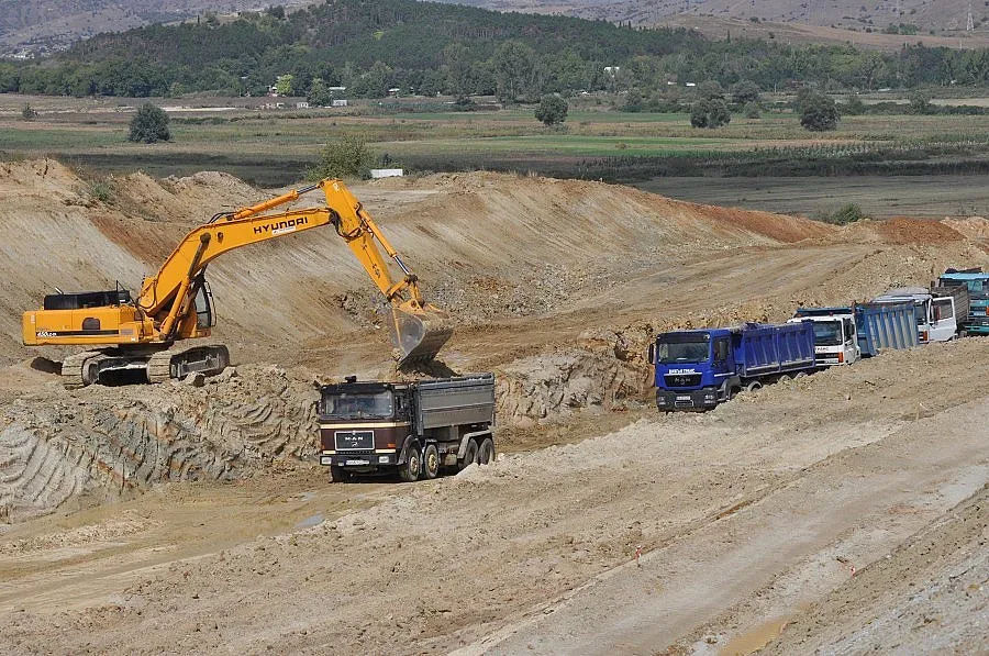 Започват да строят Лот 3 на „Струма” през 2015 г.