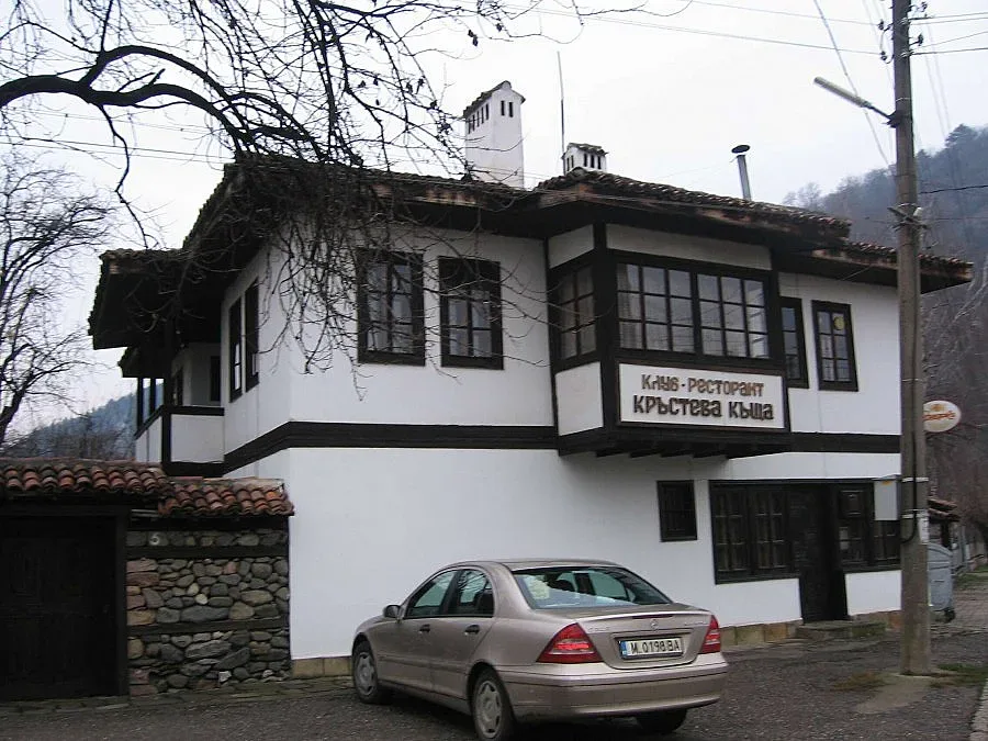 Полицията в Монтана три дни на крак заради 8 декември