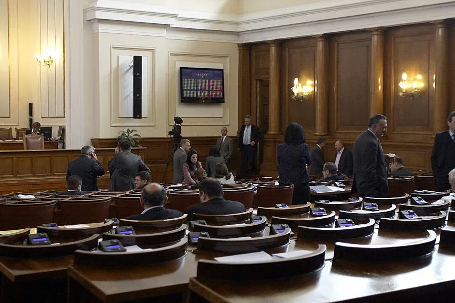 Парламентът обсъжда бюджет 2014 трети пореден ден