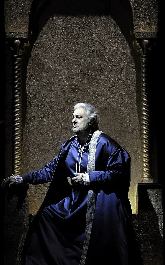 Великият Доминго в "Арена Армеец"