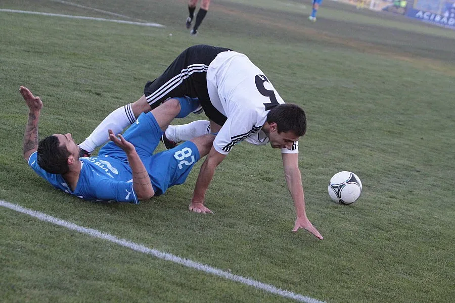 Дърпат уши в "Левски" при 3:0