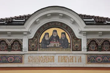 Синодът зове за молитва за преодоляване на политическото разделение