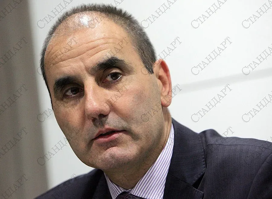 Цветан Цветанов: Парламентарната група е цяла