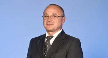 Босът на самбото урежда чужд спонсор