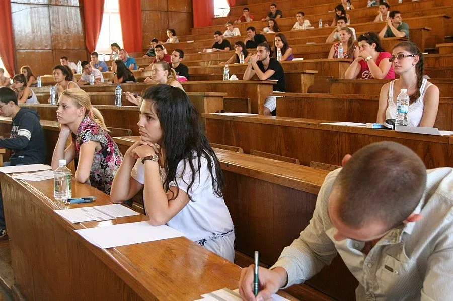 Изпит вместо диплома