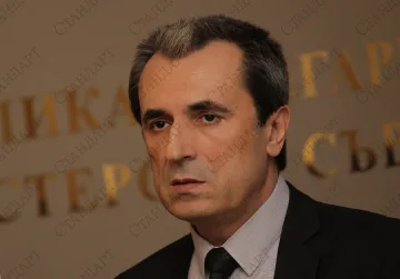 Орешарски: Подкрепяме интеграцията на Косово