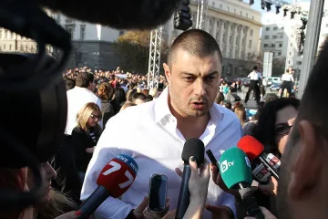 Бареков: БСП и ДПС узакониха коалицията БКП