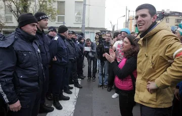"Ранобудните" с протест срещу проектозакон за МВР