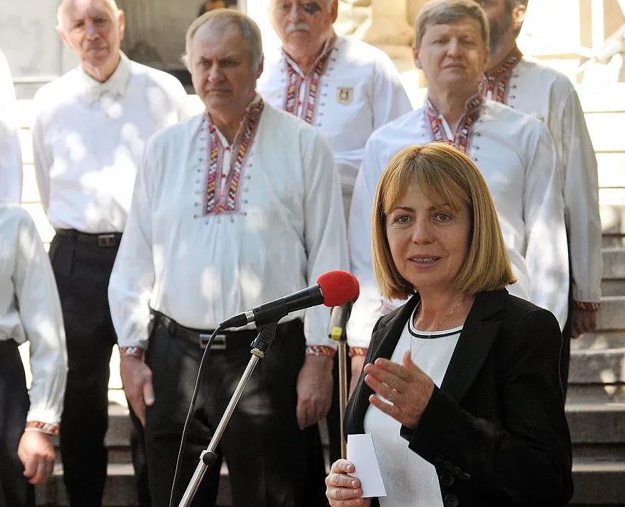 Фандъкова: Притеснява ме работата в парламента